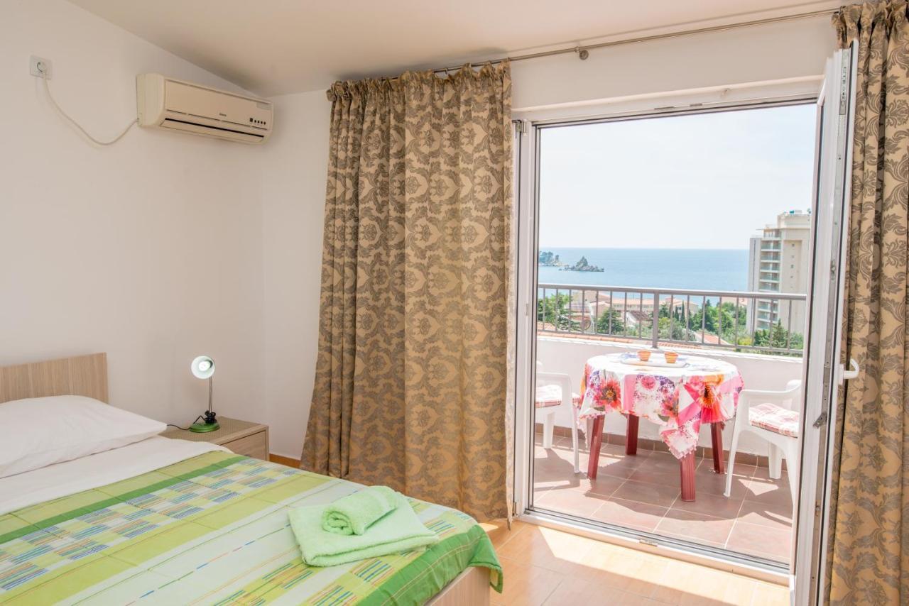 Villa Vjera Petrovac Buitenkant foto