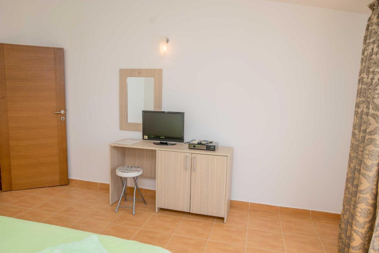 Villa Vjera Petrovac Kamer foto