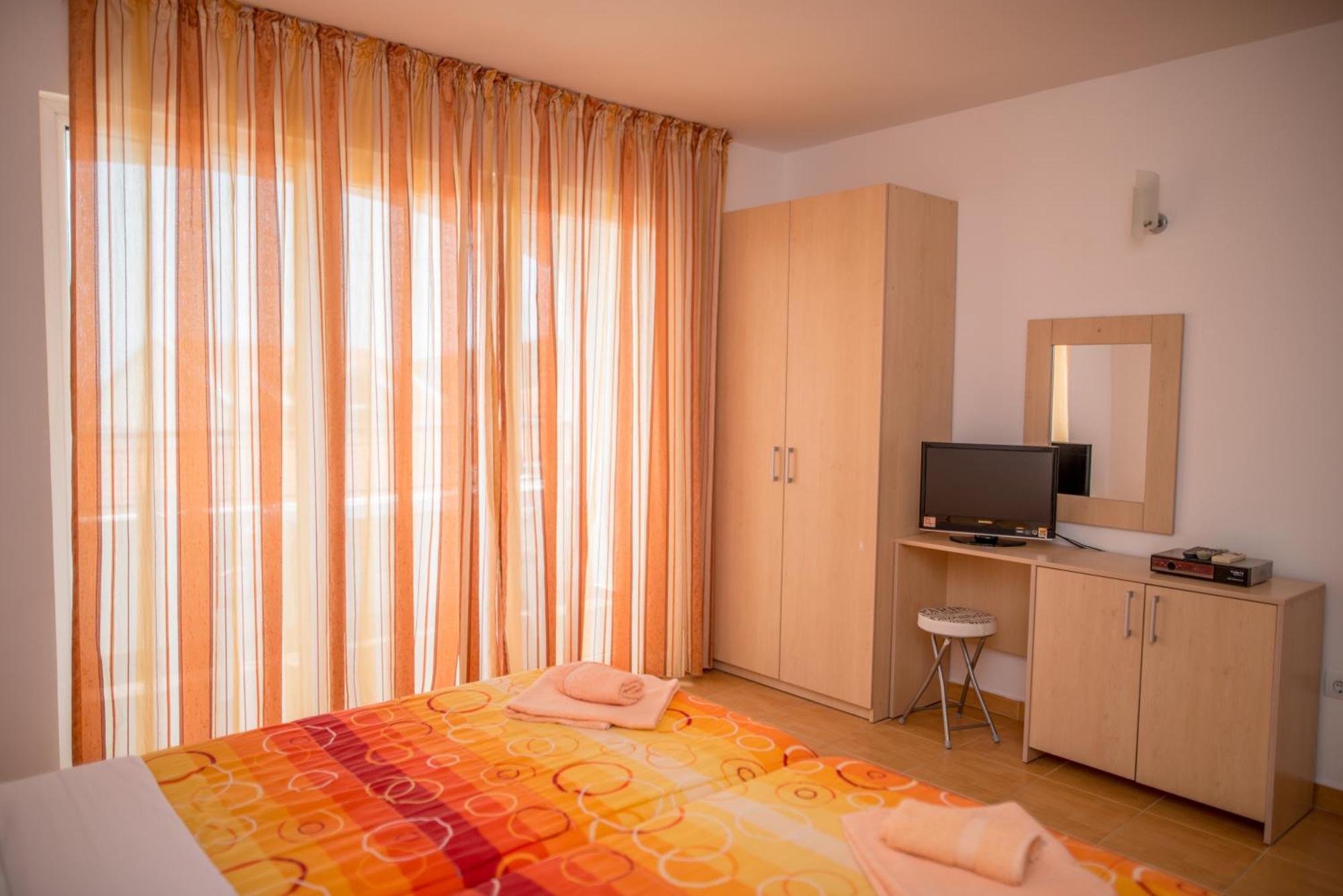 Villa Vjera Petrovac Kamer foto