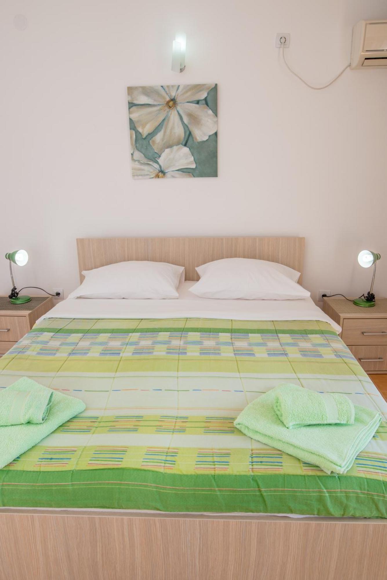 Villa Vjera Petrovac Kamer foto