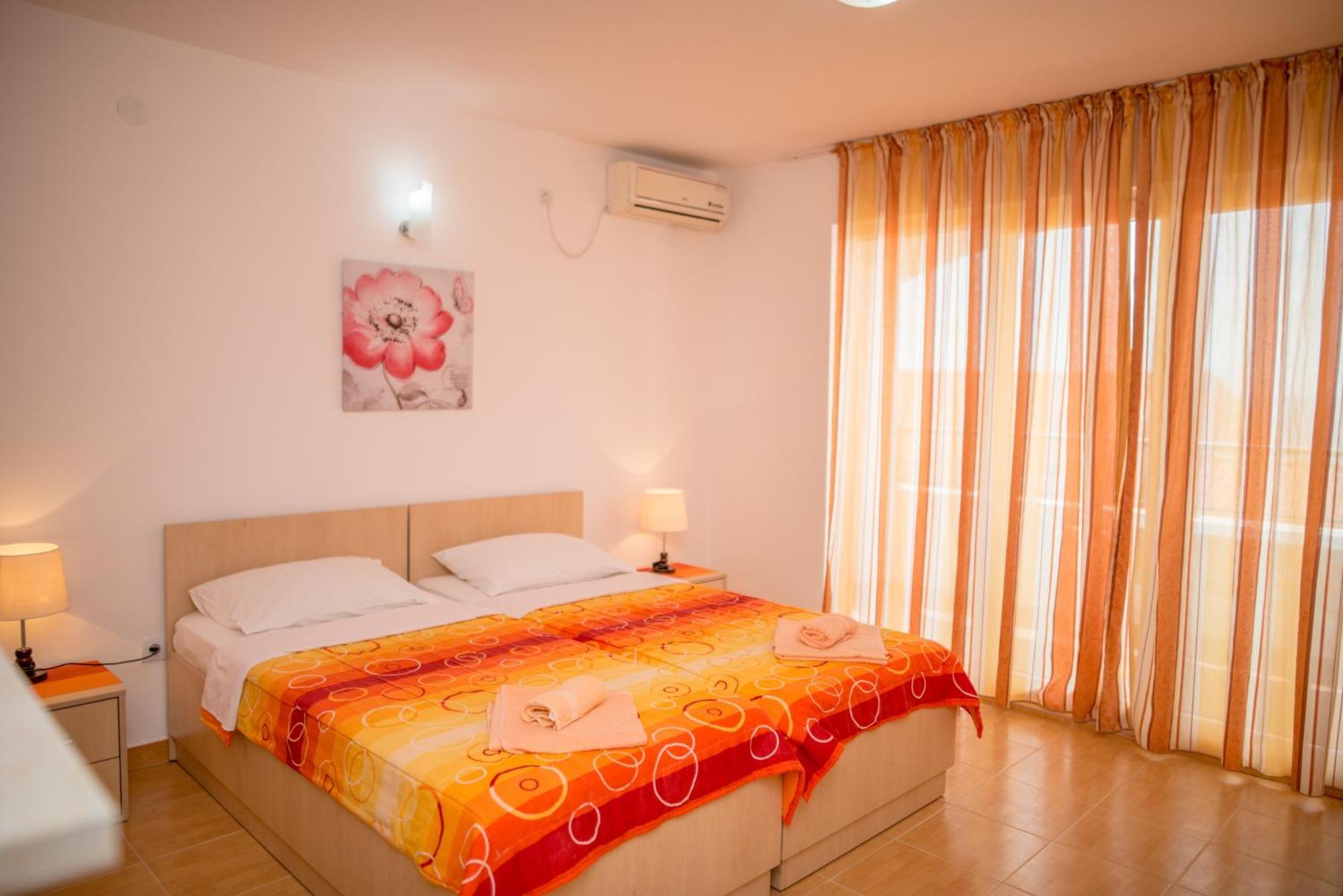 Villa Vjera Petrovac Kamer foto